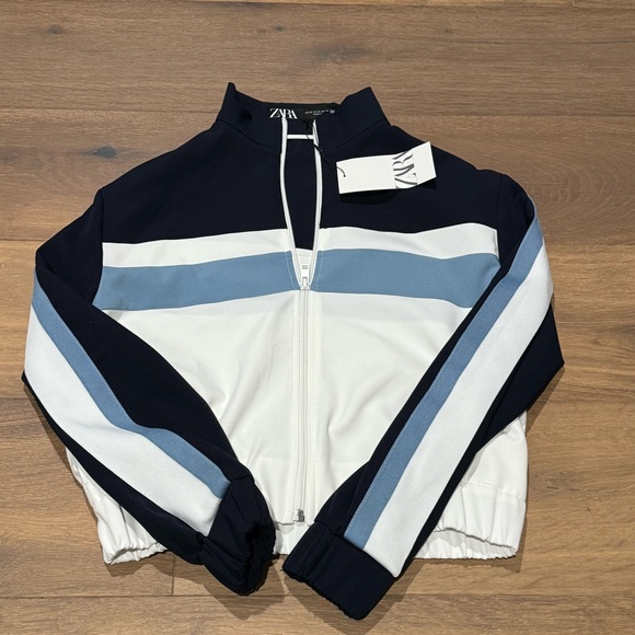 Zara Jacket - Picture 2 of 2